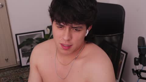 Tony Hoffa online show from April 21, 2026, 8:23 pm