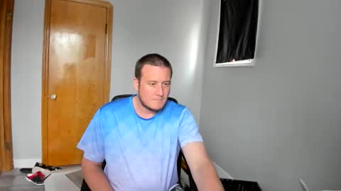 Snapshot of magicman176 chatting on May 31, 2026, 1:40 pm Magic176 online show from May 31, 2026, 1:40 pm