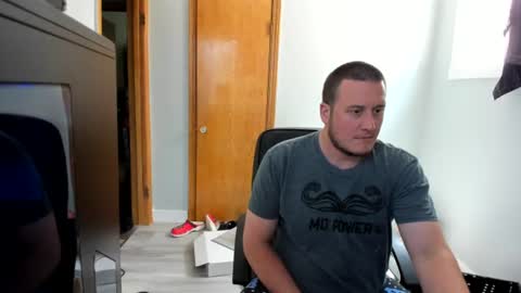 Snapshot of magicman176 chatting on June 22, 2026, 6:16 pm Magic176 online show from June 22, 2026, 6:16 pm