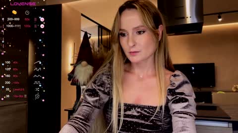 magicpeaach online show from December 20, 2024, 7:39 pm