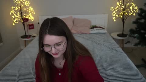 Emily online show from December 17, 2024, 1:49 pm