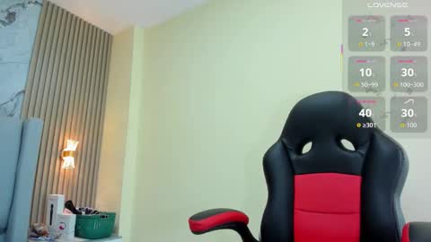 magievans1 online show from September 16, 2025, 2:23 am