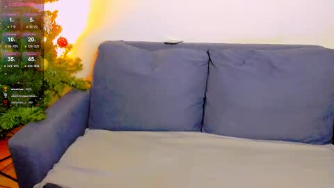 Jade online show from February 1, 2025, 5:49 am