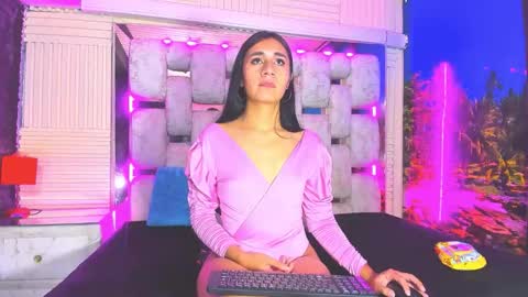 mahiara hot online show from May 13, 2026, 1:30 pm