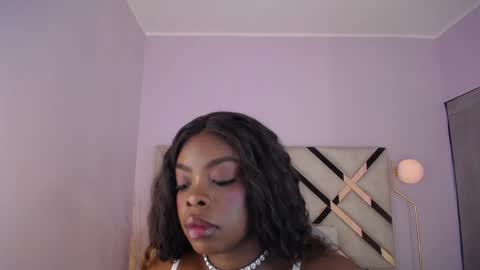 Snapshot of maiacharris_ chatting on May 7, 2026, 12:43 pm Maia Charris online show from May 7, 2026, 12:43 pm