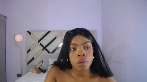 Snapshot of maiacharris_ chatting on June 5, 2026, 11:49 am Maia Charris online show from June 5, 2026, 11:49 am