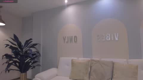  Maia  online show from February 2, 2026, 6:17 pm