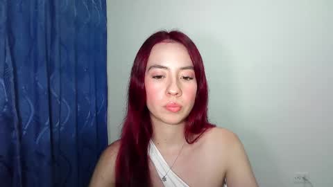 Snapshot of maiarosse_ chatting on June 2, 2026, 2:57 am MaiaRosse online show from June 2, 2026, 2:57 am