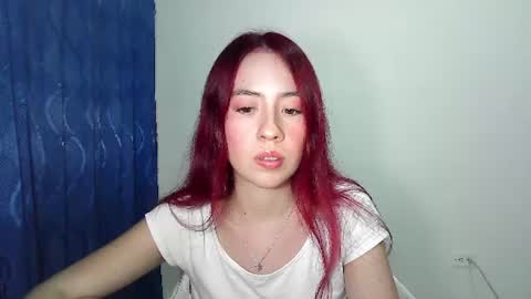 Snapshot of maiarosse_ chatting on June 11, 2026, 2:53 am MaiaRosse online show from June 11, 2026, 2:53 am