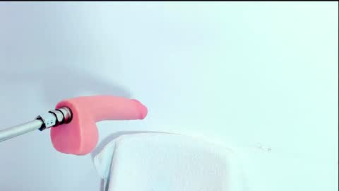 maibys online show from January 18, 2025, 7:59 am