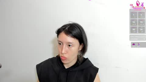 Snapshot of maibys_cute chatting on June 6, 2026, 4:17 am maibys online show from June 6, 2026, 4:17 am