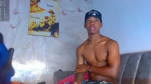 maicoljorda1 online show from November 26, 2025, 1:01 pm