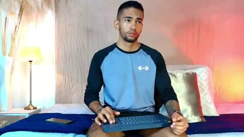 maicolparker0 online show from August 6, 2026, 11:56 am