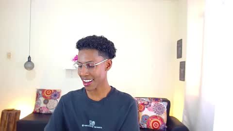 I am Maik online show from March 12, 2025, 5:38 pm