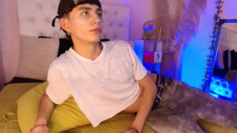 Maiky Cooper online show from October 16, 2025, 7:48 pm