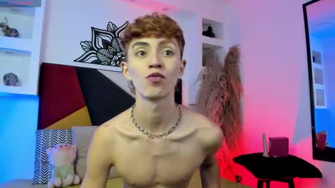 Maiky Cooper online show from November 26, 2025, 8:32 pm