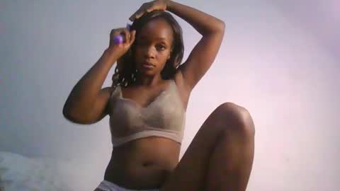 Mailah online show from March 13, 2026, 1:01 am