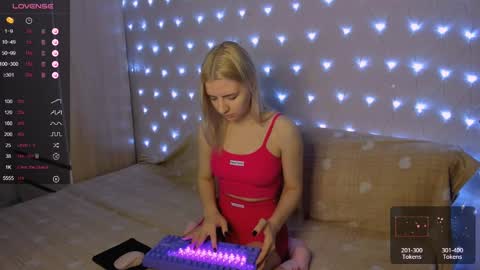 Your kitty online show from January 16, 2025, 3:24 pm