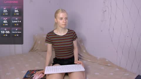 Snapshot of mailin_harrington chatting on June 26, 2026, 4:00 pm Your kitty online show from June 26, 2026, 4:00 pm