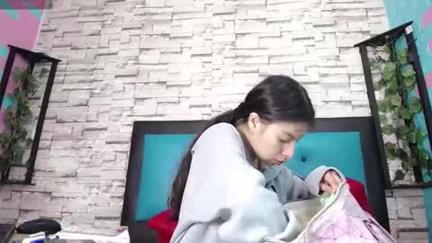  MAILY CAN  online show from September 10, 2025, 1:11 pm