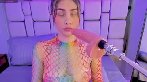 Maily  online show from December 18, 2024, 12:07 pm