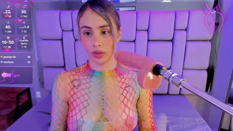 Maily  online show from December 18, 2024, 3:55 pm