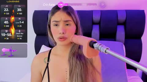 Maily  online show from February 26, 2025, 11:04 pm