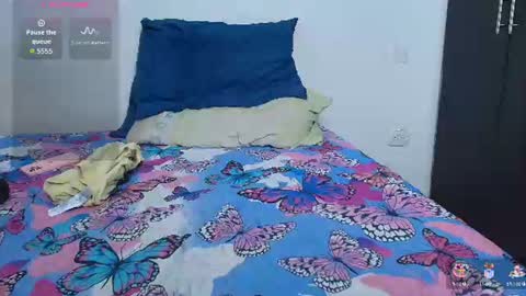 Snapshot of maira_milf chatting on August 3, 2026, 11:08 pm Maira online show from August 3, 2026, 11:08 pm