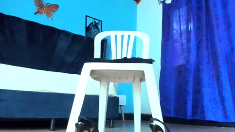 MAISE online show from February 11, 2025, 6:44 pm