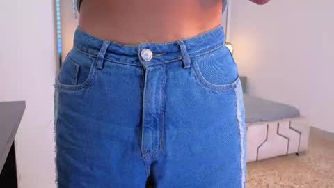 Snapshot of maise_hill1 chatting on April 27, 2026, 1:20 pm MAISE online show from April 27, 2026, 1:20 pm