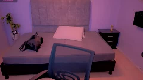 Snapshot of maite_stone1 chatting on November 22, 2025, 3:05 am MAITE STONE1 online show from November 22, 2025, 3:05 am