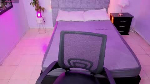 Snapshot of maite_stone1 chatting on December 20, 2025, 3:24 am MAITE STONE1 online show from December 20, 2025, 3:24 am