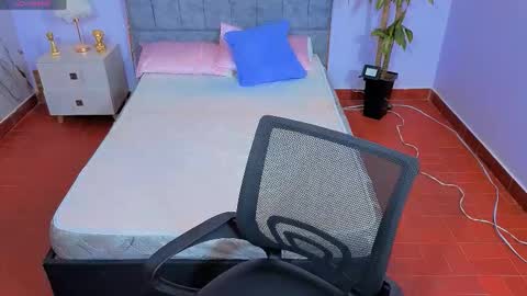 Snapshot of maite_stone1 chatting on January 11, 2026, 3:33 am MAITE STONE1 online show from January 11, 2026, 3:33 am