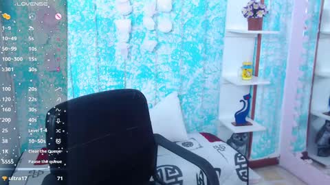 Snapshot of maja_bloom chatting on January 17, 2025, 3:11 pm Maja online show from January 17, 2025, 3:11 pm