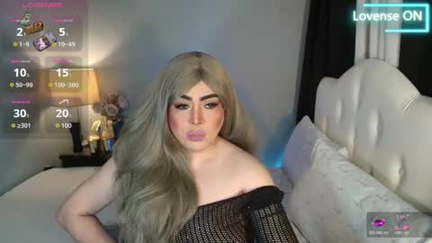 Snapshot of majestydannaxx chatting on April 27, 2026, 2:53 am majestydannaxx online show from April 27, 2026, 2:53 am