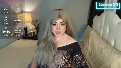 Snapshot of majestydannaxx chatting on May 7, 2026, 2:28 am majestydannaxx online show from May 7, 2026, 2:28 am
