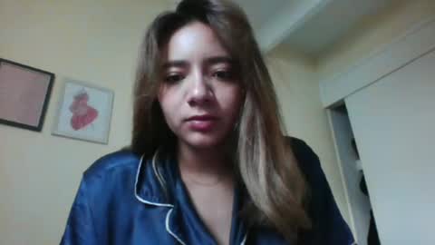 majo_gomezz online show from September 21, 2025, 3:13 pm