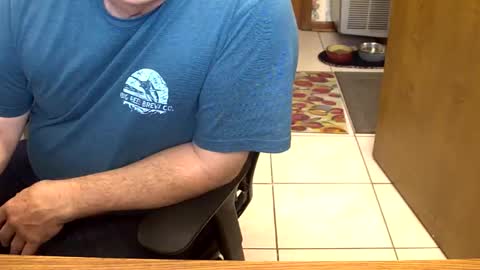 Snapshot of majormike34 chatting on March 11, 2025, 7:03 pm majormike34 online show from March 11, 2025, 7:03 pm