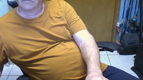 Snapshot of majormike34 chatting on January 11, 2026, 2:22 pm majormike34 online show from January 11, 2026, 2:22 pm