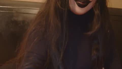 Makayla online show from October 15, 2025, 9:37 pm