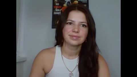 make_mesmile online show from October 10, 2025, 6:34 am