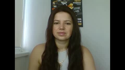 make_mesmile online show from February 23, 2026, 6:55 am