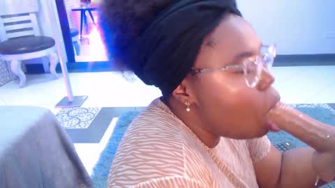 makena online show from February 1, 2025, 5:49 am