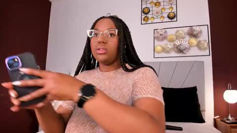 makena online show from September 22, 2025, 3:08 am