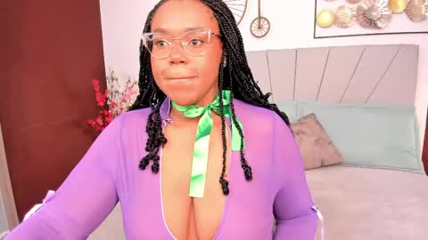 makena online show from April 22, 2026, 3:09 am