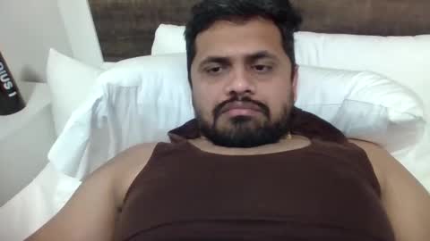 Snapshot of makeyousatisfied12 chatting on December 23, 2025, 8:23 am Rakesh Slave online show from December 23, 2025, 8:23 am