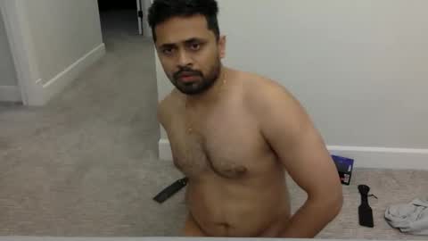 Snapshot of makeyousatisfied12 chatting on February 1, 2026, 6:39 pm Rakesh Slave online show from February 1, 2026, 6:39 pm