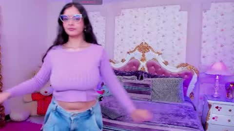 Maki Sins online show from July 29, 2026, 7:45 pm