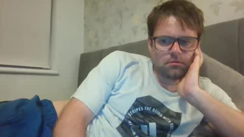 maktul61 online show from May 26, 2026, 3:13 am