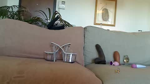 Sissy in stockings online show from December 21, 2024, 12:49 pm